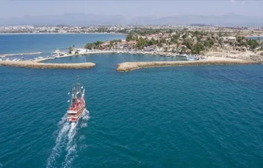 Delfın Islan Boat Tour