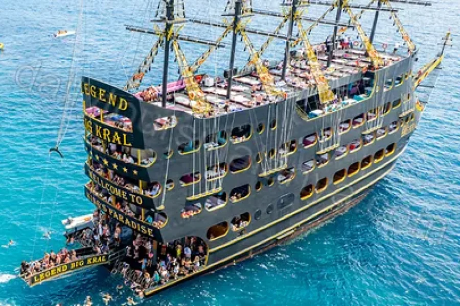 alanya legend big kral boat tour 1